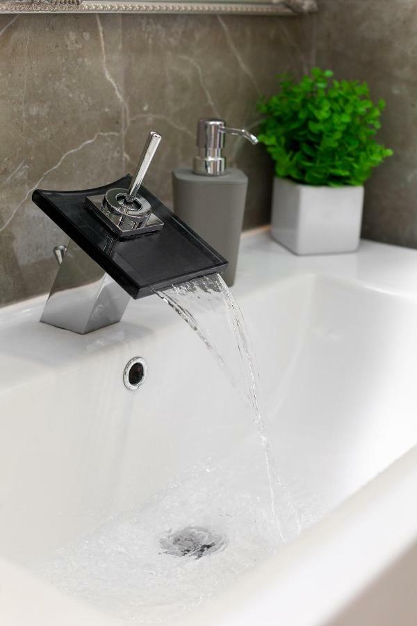 Delux Leopolli Apartments Near Shopping Mall Forum Lviv Luaran gambar